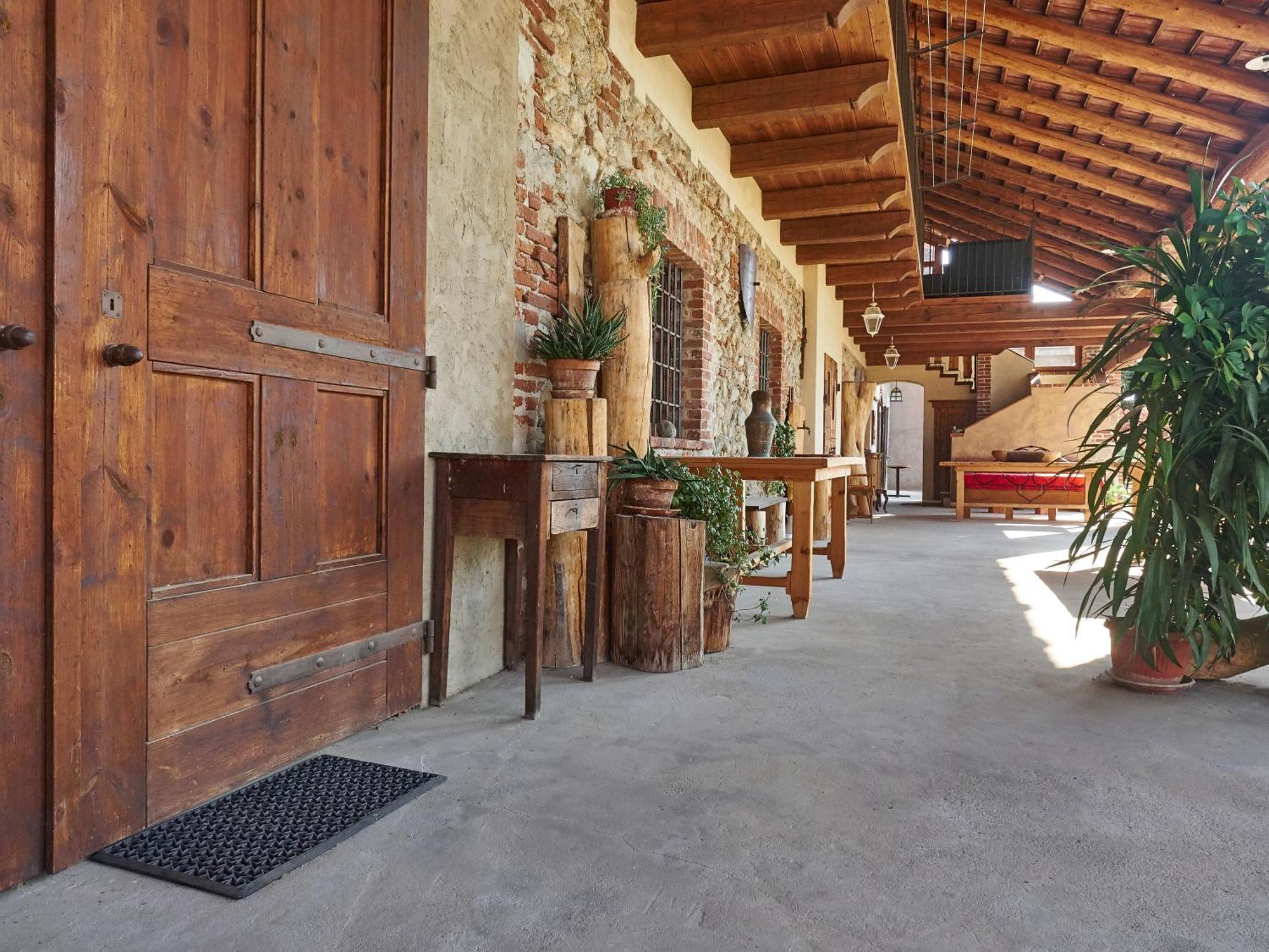 B&B Cascina Dell'Eco Busca Exterior photo